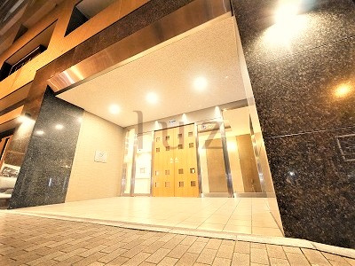 藤和シティホームズ横浜吉野町のエントランス