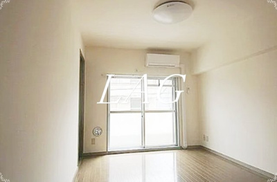 【居間・リビング】 | 山口ビル | 洋室のお部屋です。