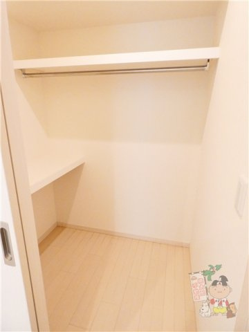 プレミアステーション西口の収納