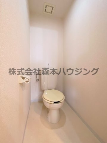 【トイレ】 | 　グリーンピア守口 | 落ち着いた色調のトイレです