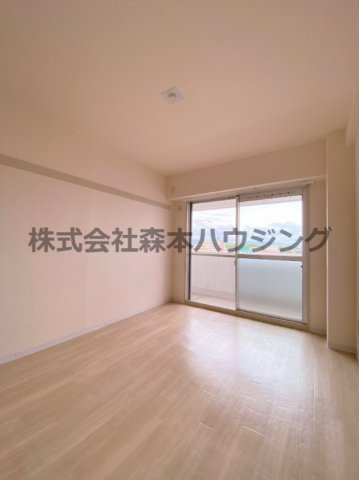 【洋室】 | 　グリーンピア守口 | 広々とした洋室です