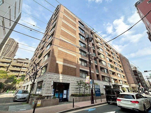 アクシアフォレスタ麻布の外観