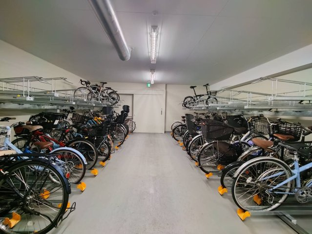 グランスイート神楽坂ピアース ノースヒルズの駐輪場
