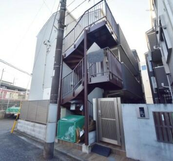 横浜市金沢区六浦5丁目のアパートの画像