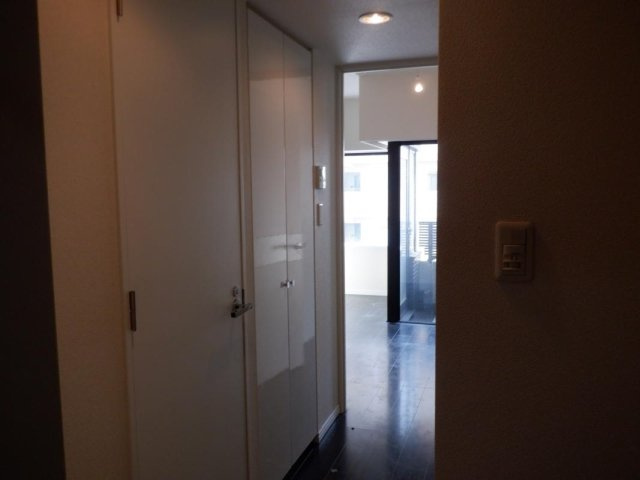 【洋室】 | ブライズ三軒茶屋