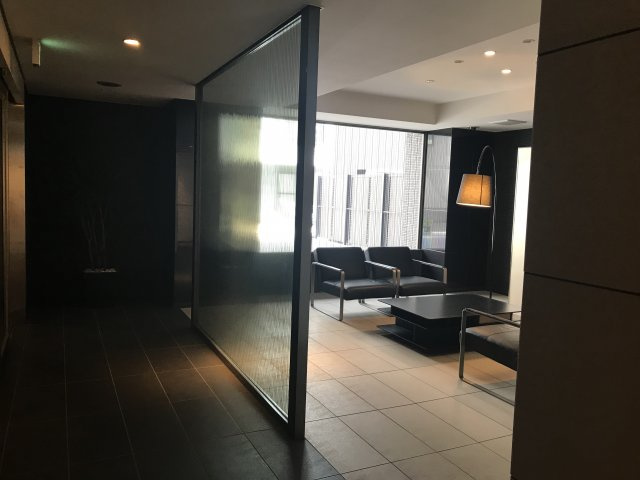 パークアクシス蔵前のロビー