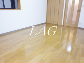【居間・リビング】 | ソフィアコート | 洋室のお部屋です。