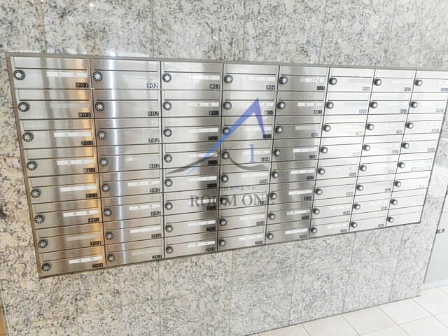 門前仲町レジデンス弐番館のその他共用部分|集合ポストです。
