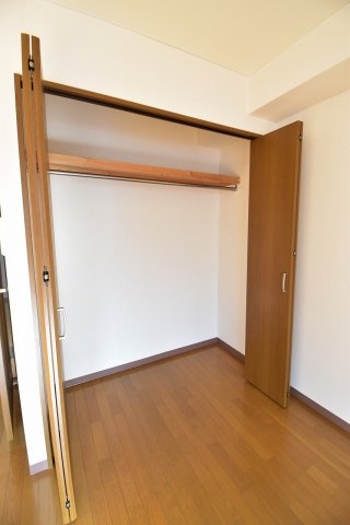 【収納】サンクラッソ三ノ宮加納町