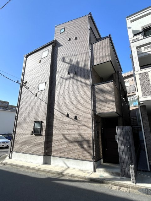 ＬＩＢＥＲＡ練馬中村橋の外観