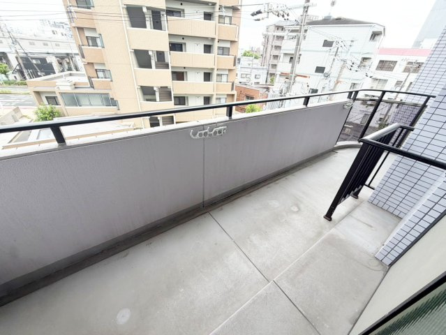 エスパシオ上新庄のバルコニー