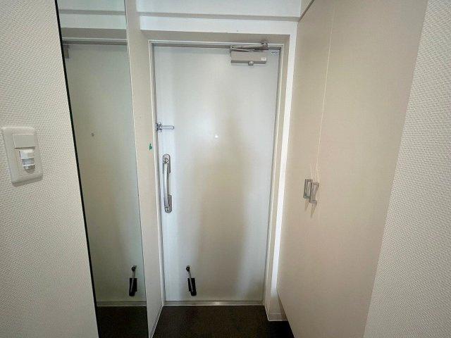 グランジュテの玄関