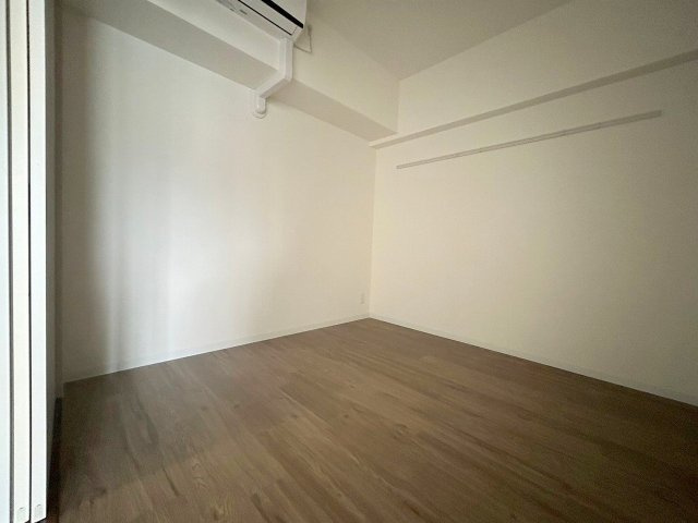 グランジュテの洋室