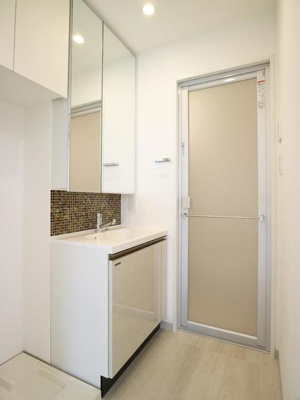 【洗面所】 | パークルール神田司町ロンド | ※写真は同タイプ住戸です。