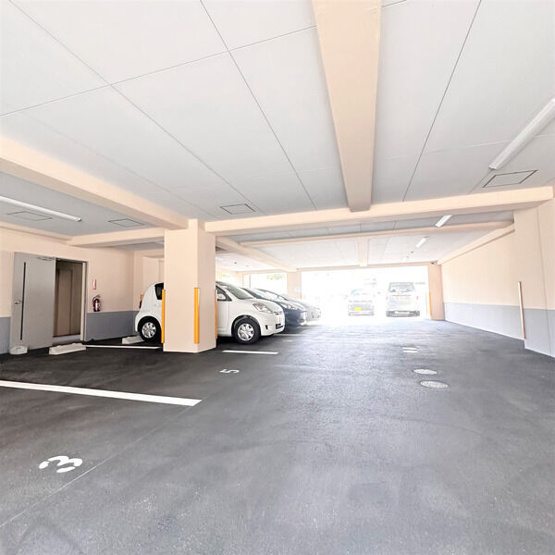 【駐車場】 | リバーサイドタカセ