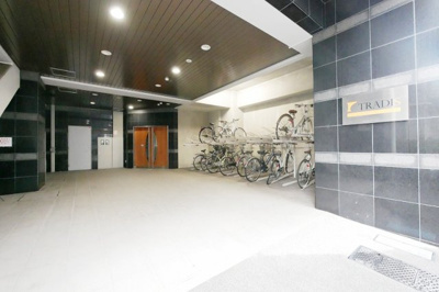 【外観】 | ＴＲＡＤＩＳ ＮＩＰＰＯＲＩ Ｅ