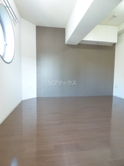 【居間・リビング】セレニテ西宮本町