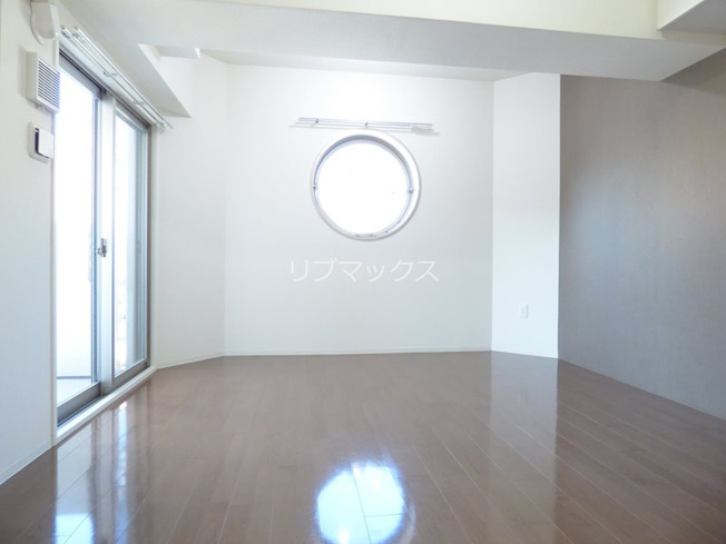 【居間・リビング】セレニテ西宮本町