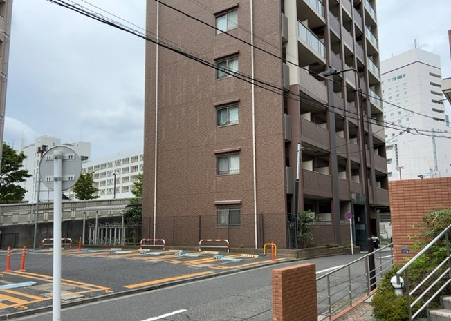 【展望】 | サウスフロンテージ町田参宮橋 | 眺望を気にして物件を探す場合、前面に建物が建っていないか現地で確認しましょう！前面に建物があると景色はもちろん、日当たりや風通しにも影響が出てきます。住んだ時のことを想像しながら現地見学をしましょう。