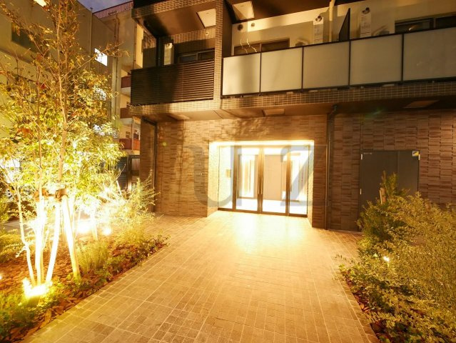 ジェノヴィア川崎Ⅶのエントランス