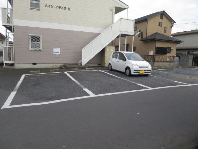 【駐車場】