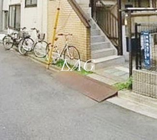 【その他共用部分】 | モトキハウス | 共有階段です。