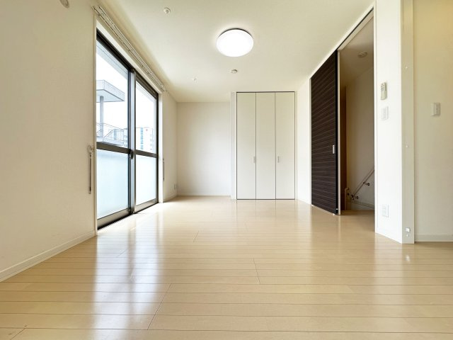 シャーメゾン ラディアの洋室