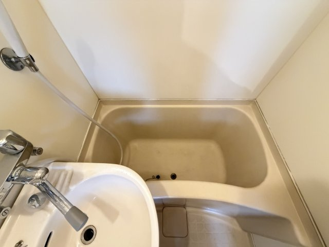 シティハイツ殿辻の浴室