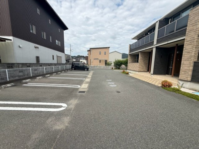 【駐車場】 | ミニョンさくら | ローソン八万町下福万店まで600m