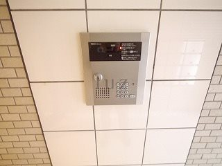 グランディールのセキュリティ|モニター付きオートロック完備！