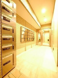 グランディールのエントランス|きれいなエントランスです！