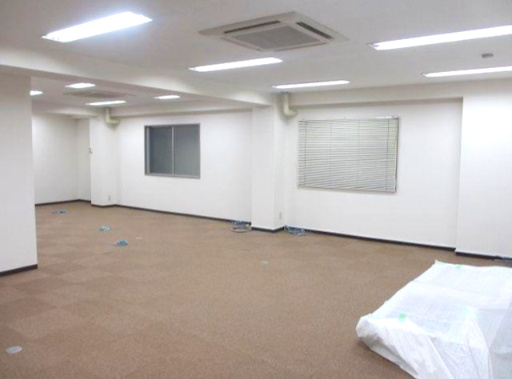 瓦町浪速ビルの内装