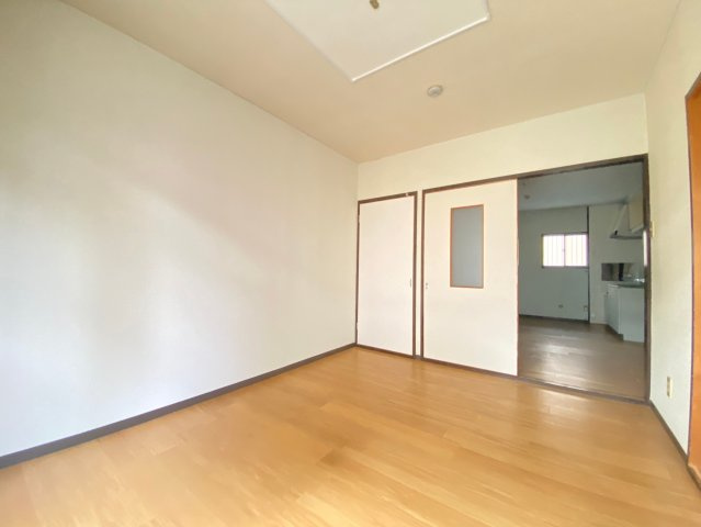 【洋室】 | ニューシティ若葉