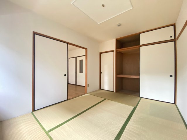 【寝室】 | ニューシティ若葉