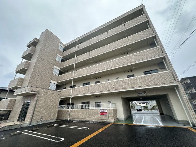 プレシオール上挙母の外観