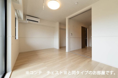 【内装】 | ル　グランシャリオ | 明るい色調の室内です