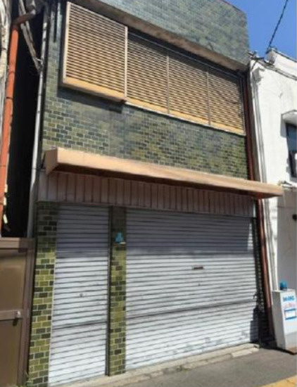 大阪市淀川区十三東２丁目の店舗