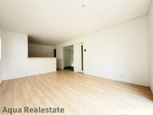 高松市鶴市町の新築一戸建の居間・リビング|使いやすい居間です　※画像は同仕様の施工事例です
