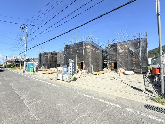 高松市鶴市町の新築一戸建の前面道路含む現地写真|前面道路含む現地写真です