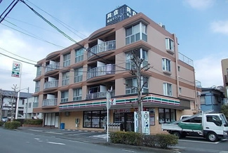 【周辺】 | ル　グランシャリオ | セブンイレブン早川店まで140m