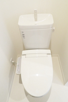 【別室参考写真】快適な温水洗浄便座付き