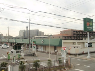 マルエツ 680m