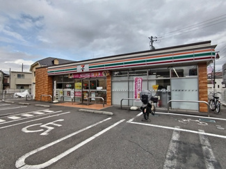 セブンイレブン富士見上沢1丁目店まで300ｍ