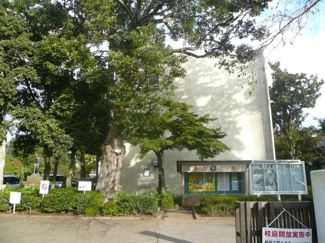 佐倉市立佐倉小学校まで1100ｍ