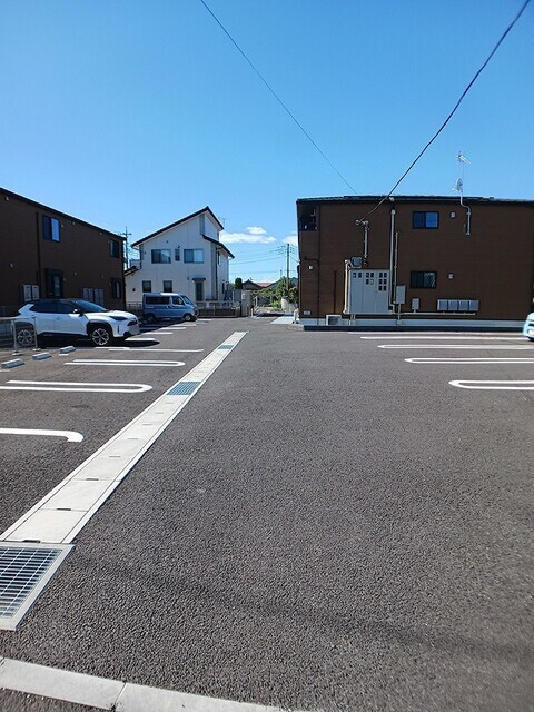 カファーラ・Ｌの駐車場