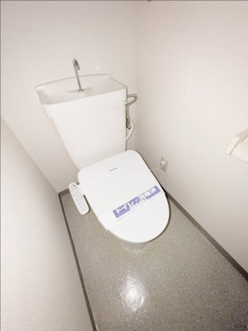 ☆温水洗浄便座付き洋式☆