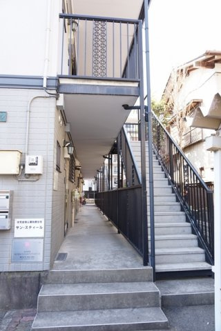 建物エントランス部分。