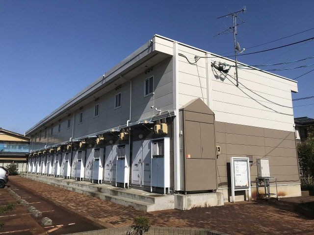 レオパレス末広の外観