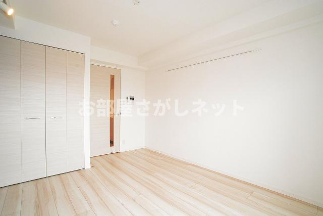 ステージファースト新宿西落合【おとり物件なし】#学生・社会人にオススメ！初期費用分割払いOK！の居間・リビング