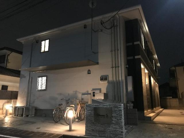 ドレッセ・Ｓの外観|外観写真（夜）
